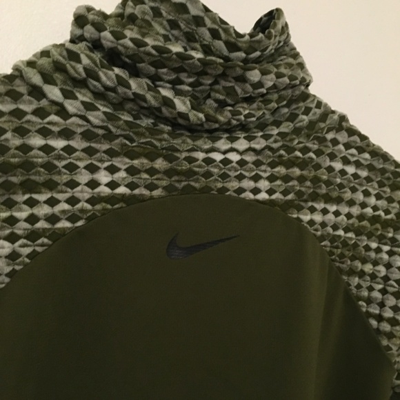 Nike Pro Hyperwarm Shirt - Picture 5 of 11